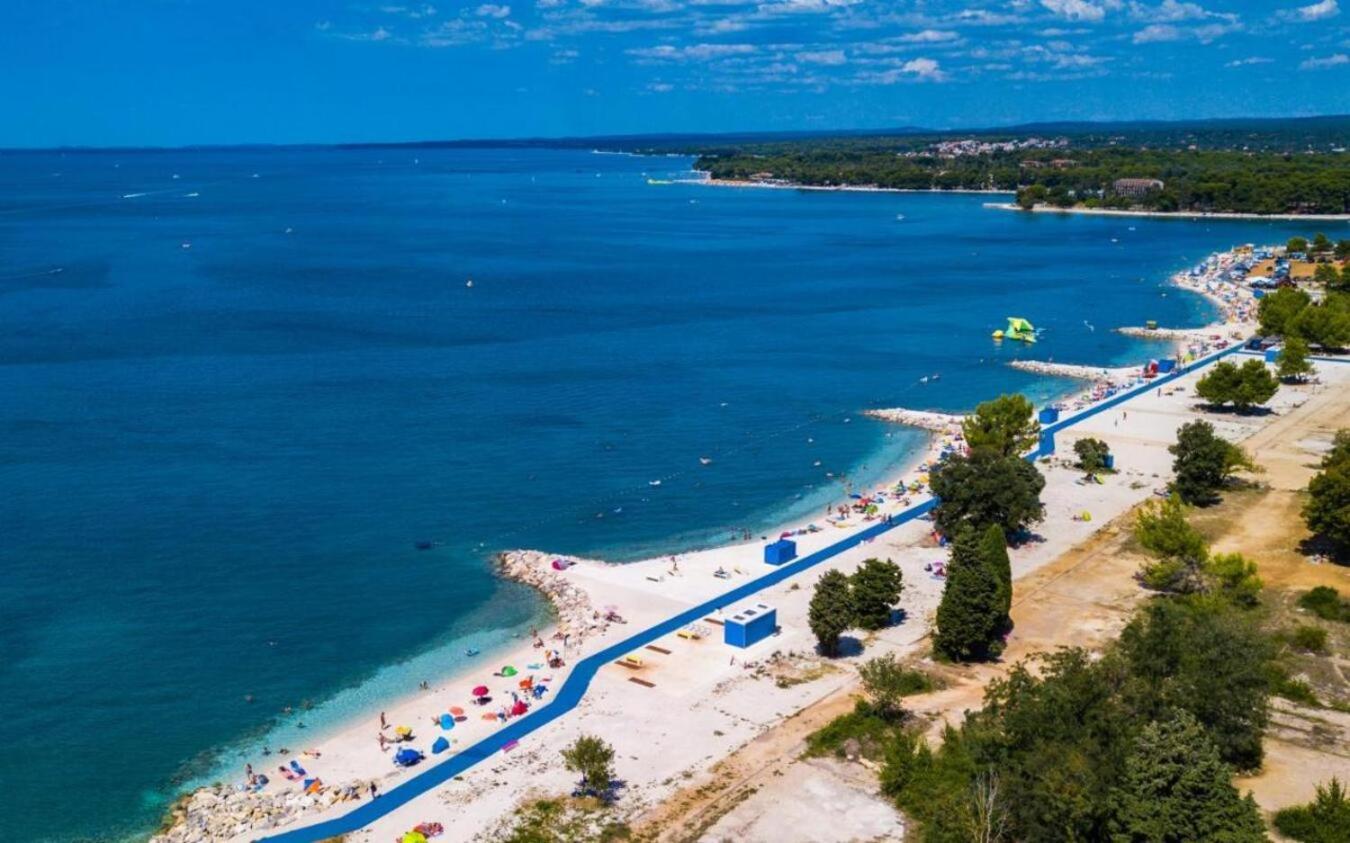 Caramel Comforts In Stinjan Only 800 Meters From The Beach Pula Bagian luar foto